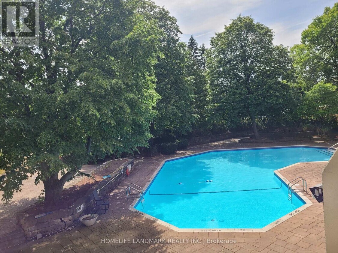 Photo principale - 75-1075 Bamburgh Cir