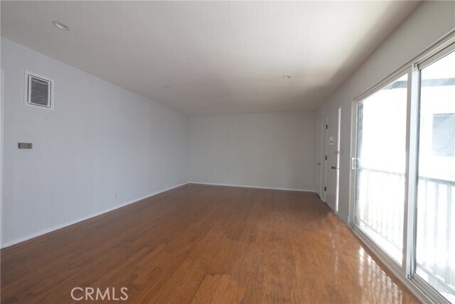 Foto del edificio - 1432 S Bedford St