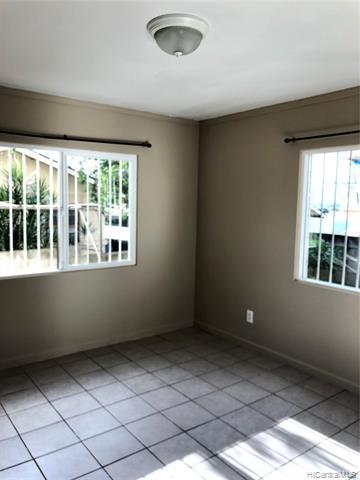 Building Photo - 1750 Puowaina Dr