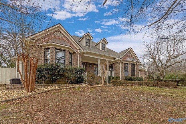 Building Photo - 4818 SE Cv Crk Dr