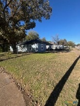 Building Photo - 1103 Jacqueline St