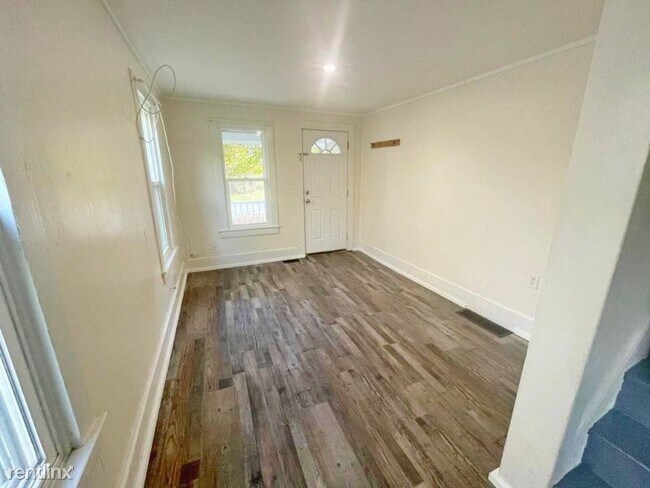 Foto del edificio - 3 br, 1 bath Townhome - 138 Ontario St