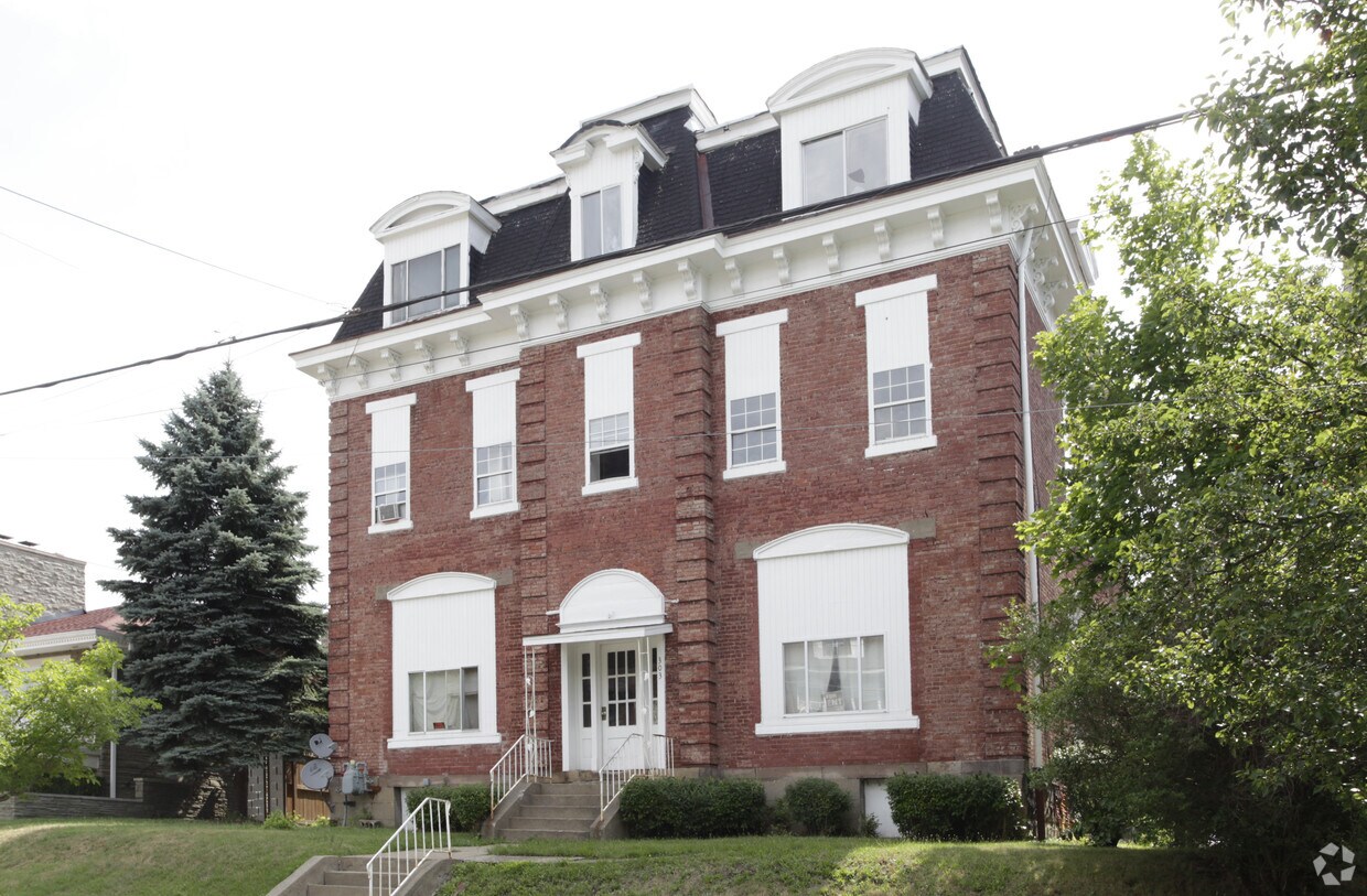 Building Photo - 303 S Aiken Ave