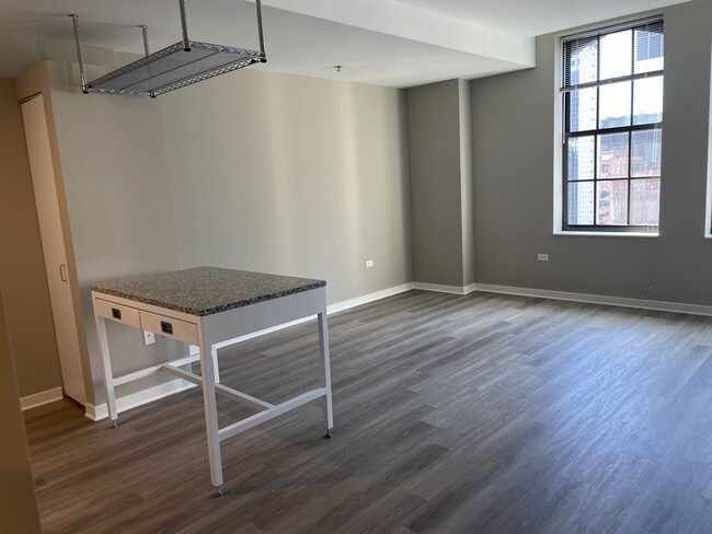Foto del edificio - 134 N Wells St