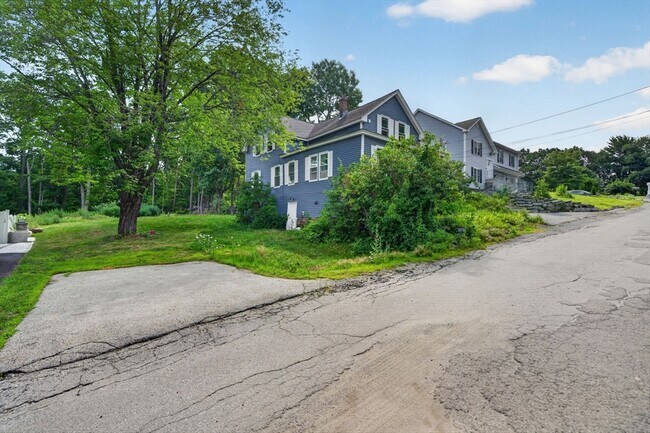 Building Photo - 16 Svenson Ave