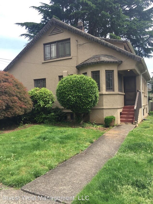 3 br, 1 bath House 431 NE Garfield Street House Rental in Camas, WA