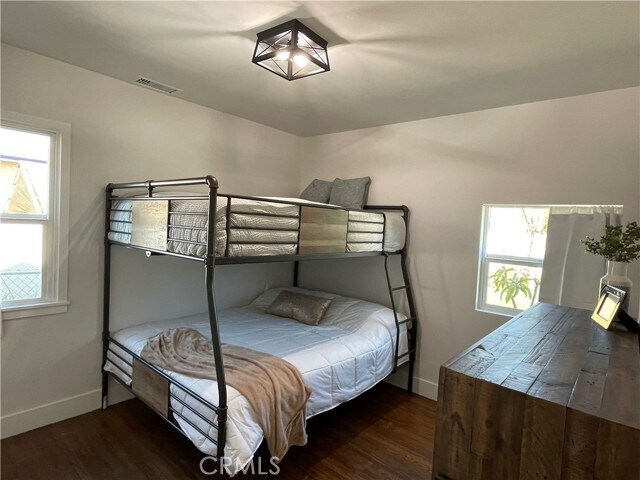 Foto del edificio - 15236 Atkinson Ave