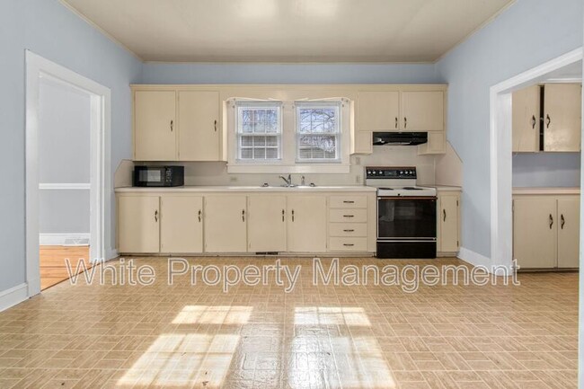 Building Photo - 415 Ross Ave
