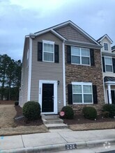 Front entrance - 224 Hampshire Downs Dr