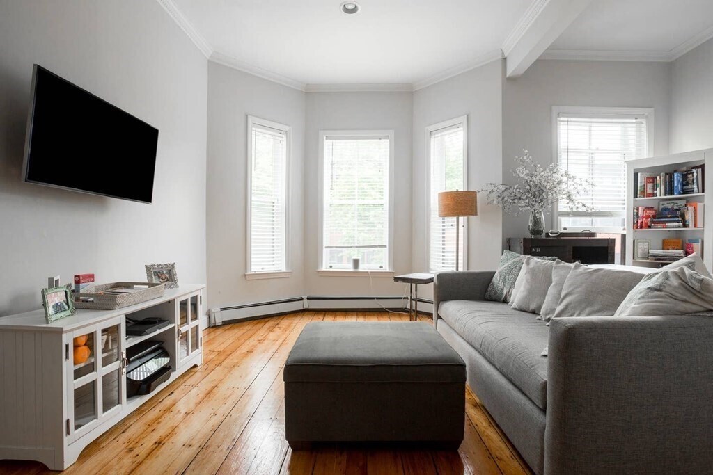 Primary Photo - 50 Appleton St