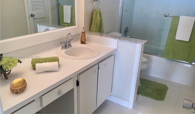 Foto del edificio - 3575 S Ocean Blvd
