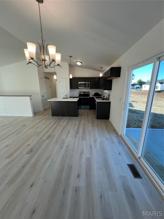 Foto del edificio - 160 Rivers Edge Dr