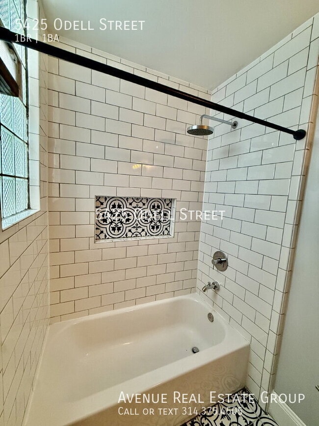 Building Photo - 5425 Odell St