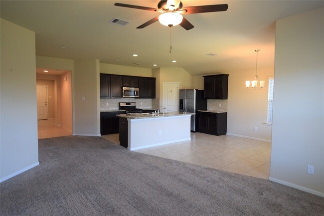 Building Photo - 3042 Village Creek Dr