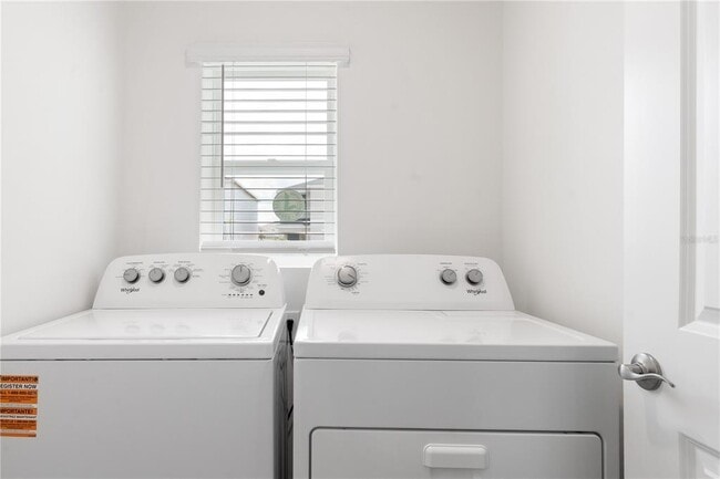 Foto del edificio - 8666 SW 44th Terrace