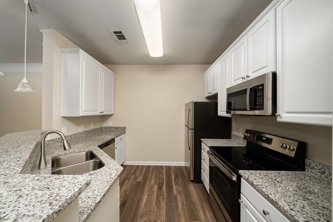Building Photo - Abberly Green Apartment Homes