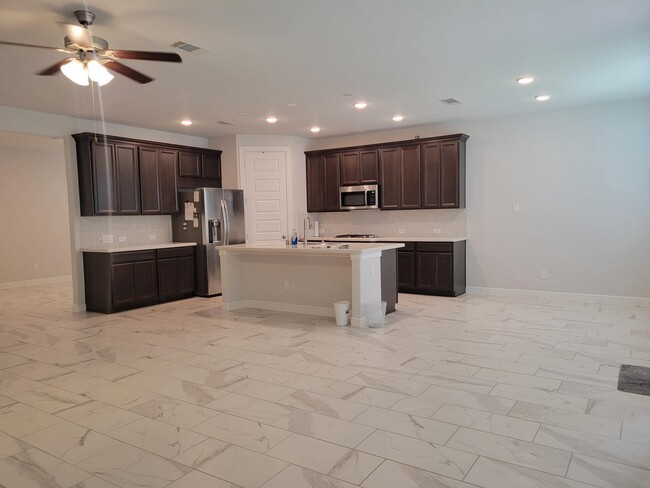 Building Photo - 10342 Aldrin Dr