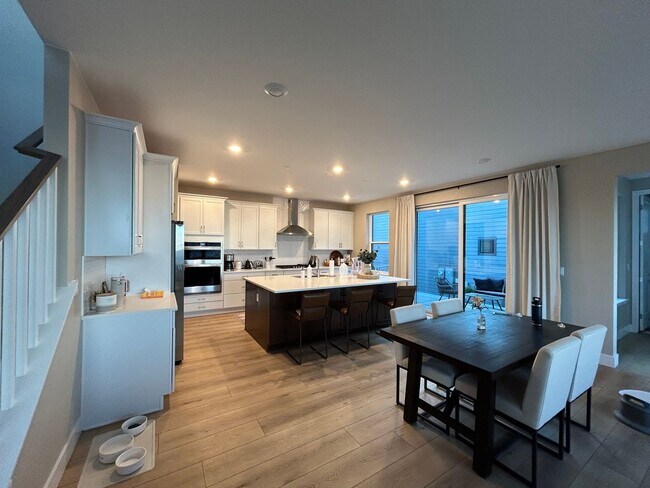 Foto del edificio - Modern 3-Bedroom Home in The Lyric at Ridg...