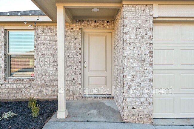 Foto del edificio - 12600 Huntington Rdg Wy