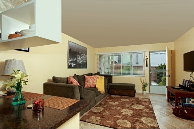 Foto del edificio - 470 N Coast Hwy