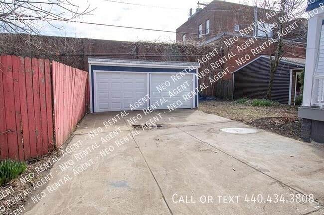 Foto del edificio - 1635 Hillcrest Rd