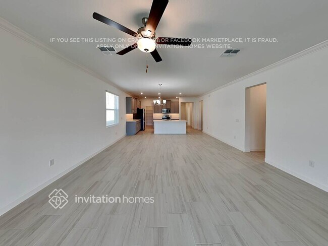 Foto del edificio - 14246 17 Ct E