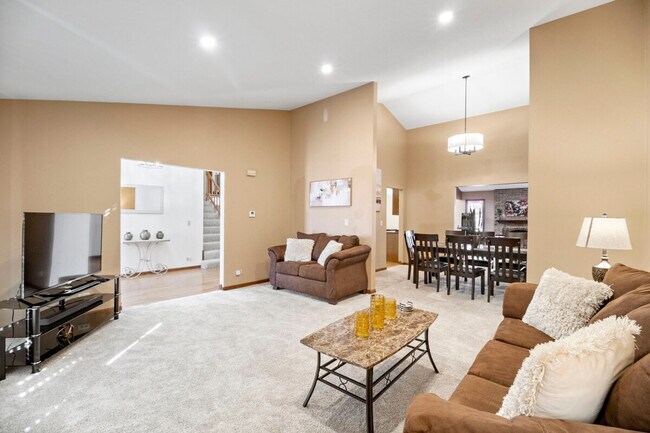 Foto del edificio - 121 S Windham Ln