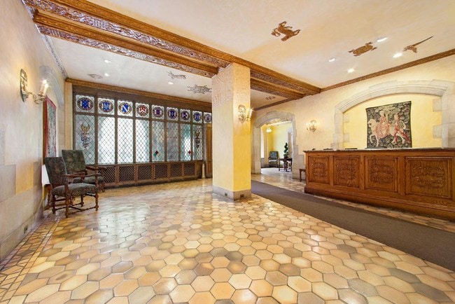 Building Photo - 25 Tudor City Pl