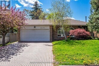 Building Photo - 2474 Yarmouth Crescent