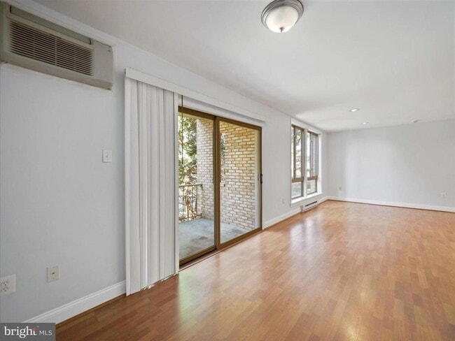 Foto del edificio - 501 Prospect Blvd