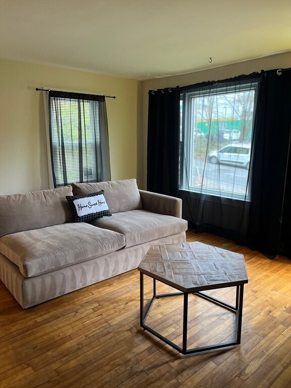 Building Photo - 15 Wellworth St