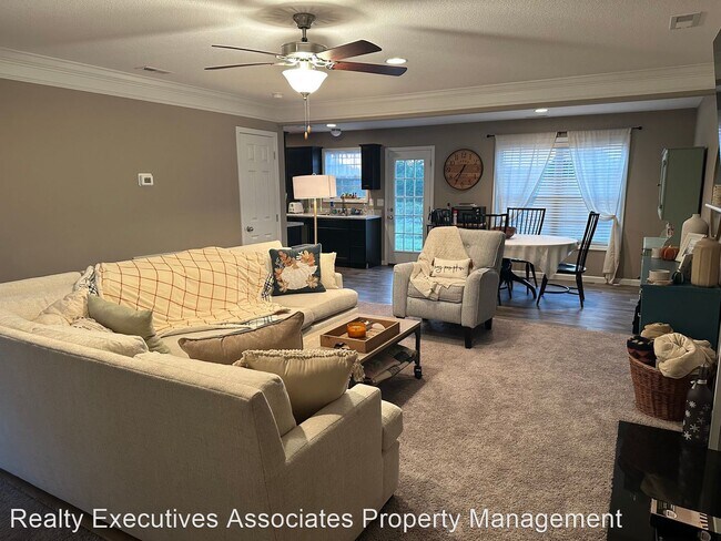 Foto del edificio - 3 br, 2.5 bath House - 3313 Song Sparrow D...