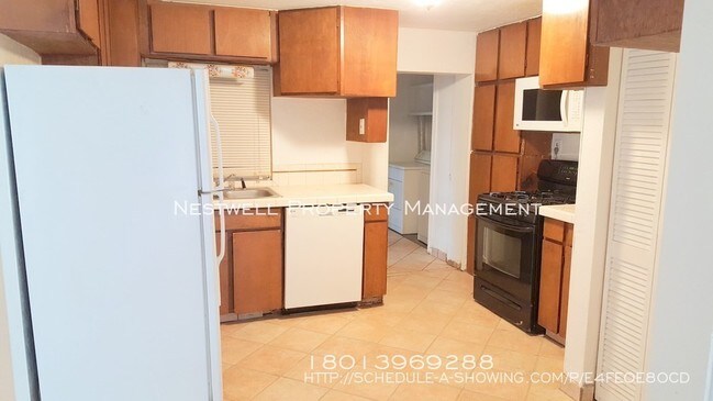 Building Photo - Taylorsville 2 bed duplex