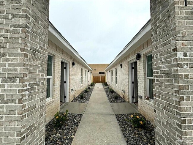 Foto del edificio - 11 San Jose Dr