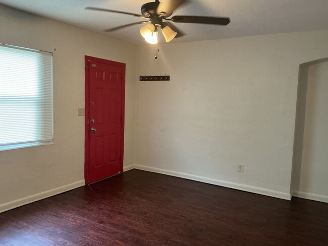 Foto del edificio - 2-Bedroom / 1-Bath Home for Rent- $1150