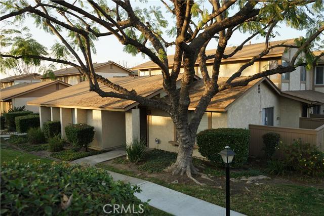 Primary Photo - 1422 Countrywood Ave