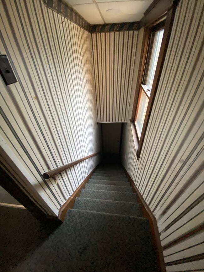 Building Photo - 636 Cullum St