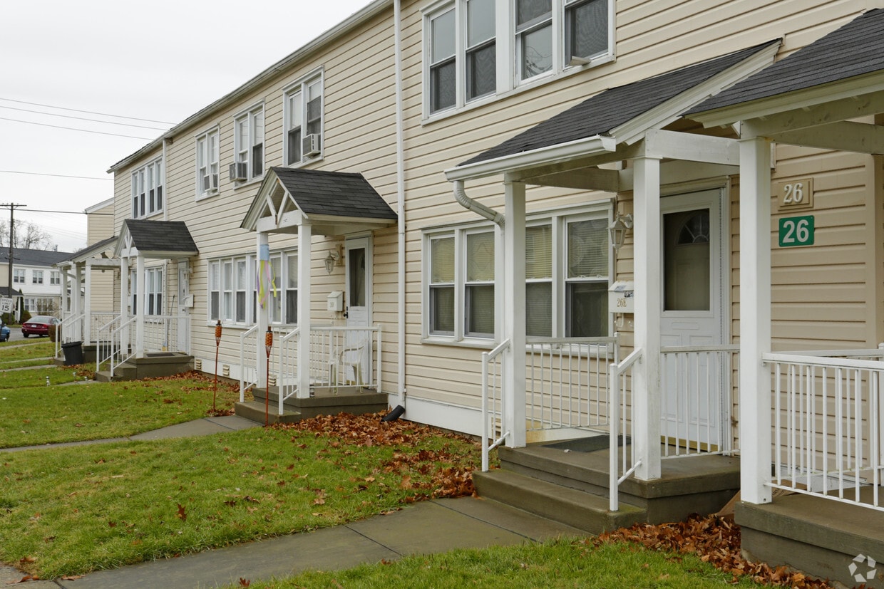 Midland Heights Homes Apartments in Midland, PA