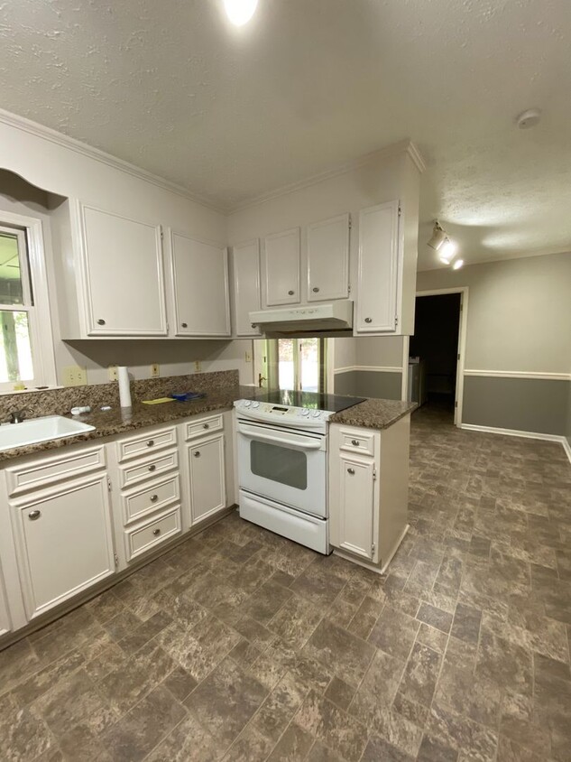 Foto principal - 3/2 convenient to Uptown Shelby, NC as wel...