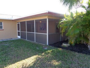 Building Photo - 905 SW 40th Terrace
