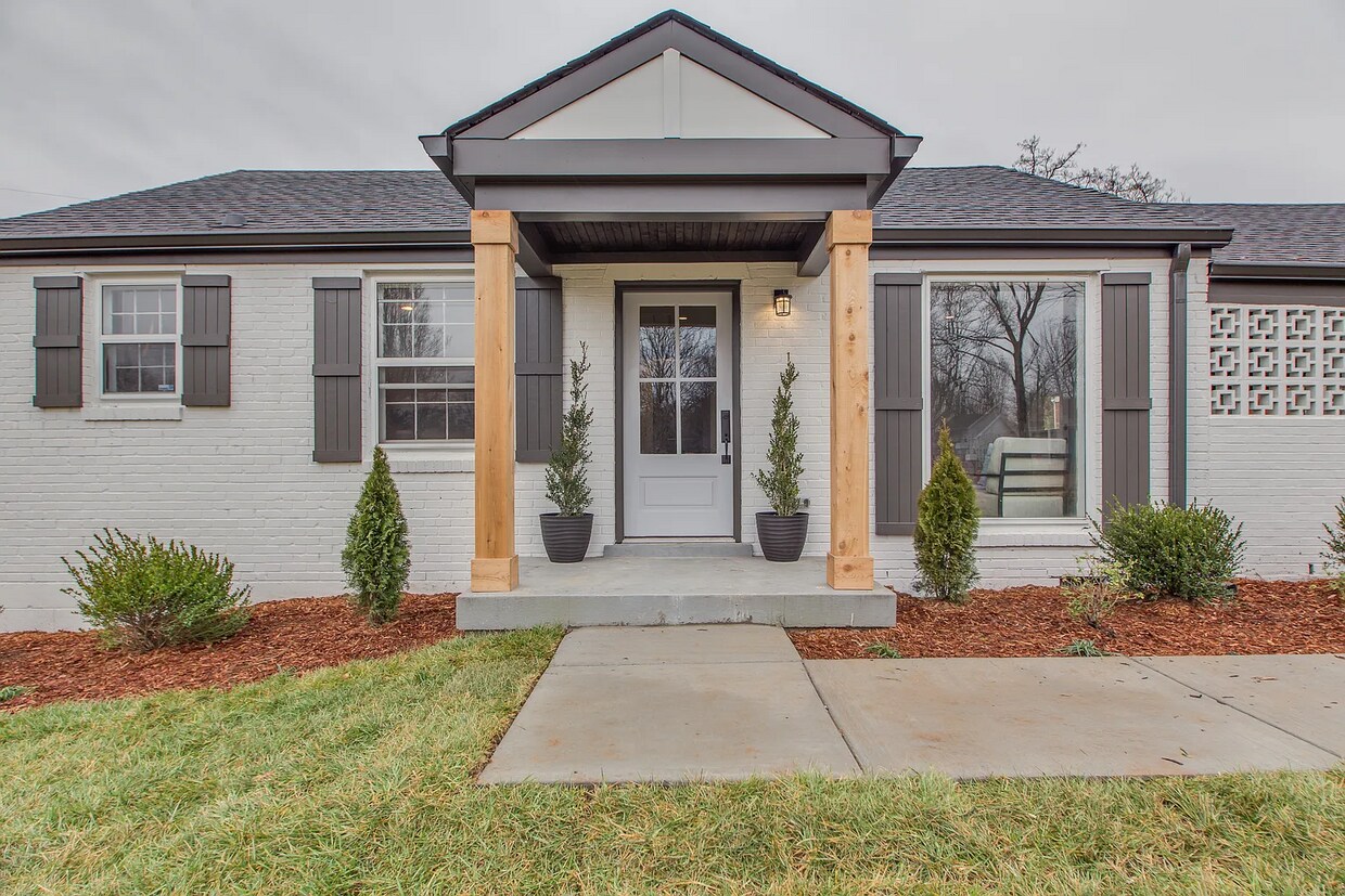 Photo - 233 Ridgeway Dr (Nashville, TN)