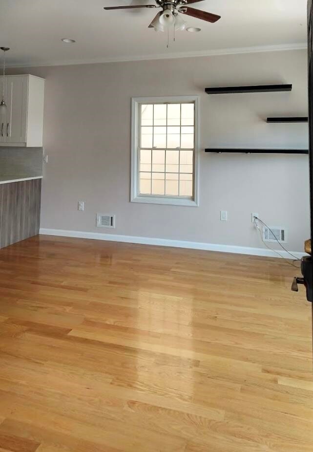 Building Photo - 184 Hutton St