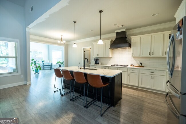 Building Photo - 2539 Tomoka Dr