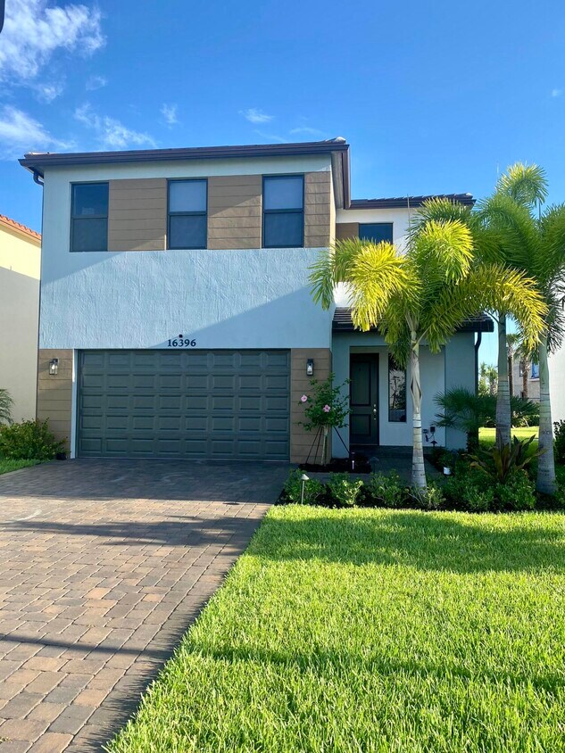 Primary Photo - 16396 Sandy Shore Dr