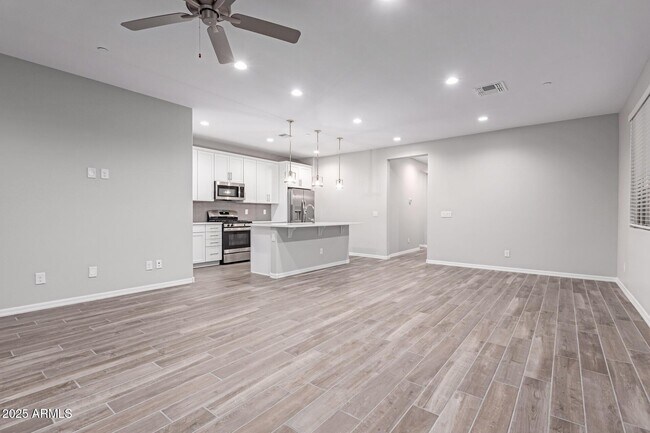 Building Photo - 13227 W Crimson Ter