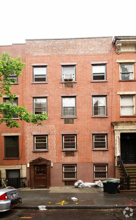 Building Photo - 310 W 22nd St