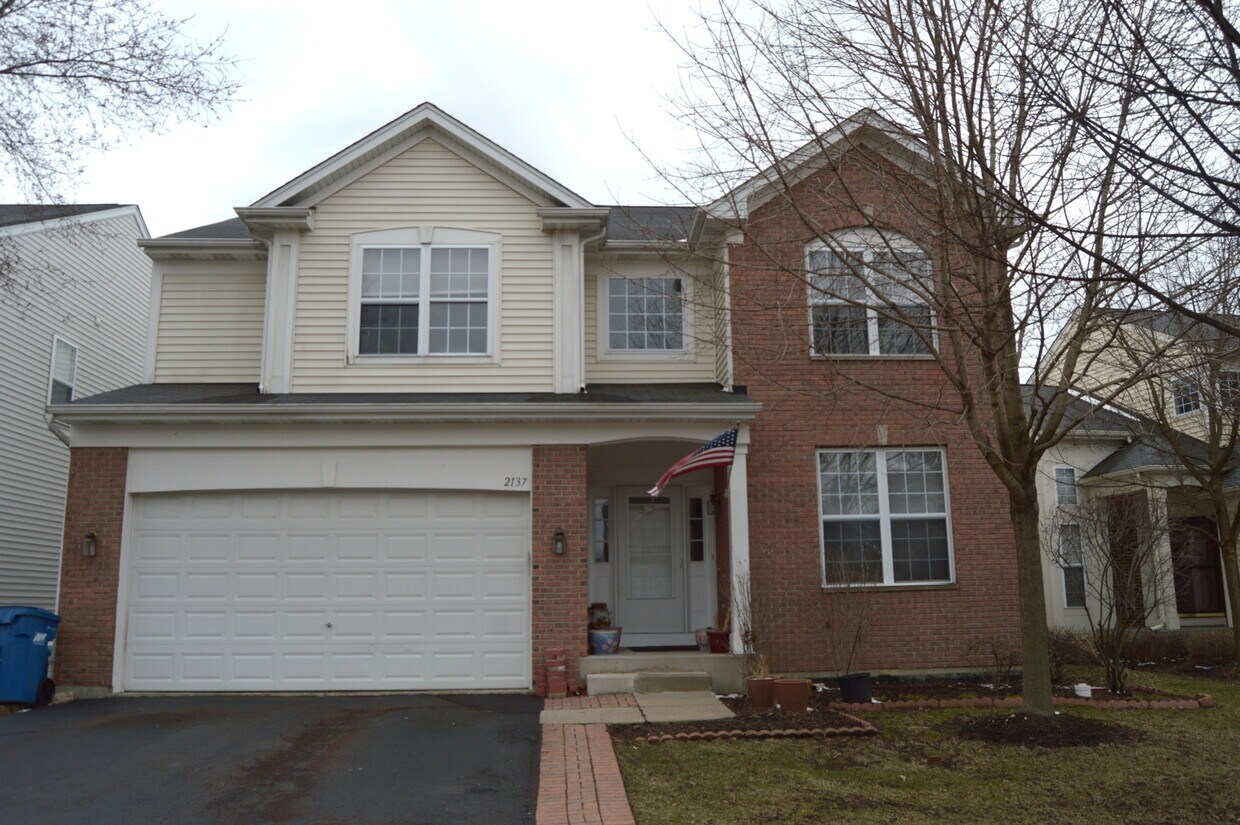 Foto principal - 2137 Silver Leaf Ln