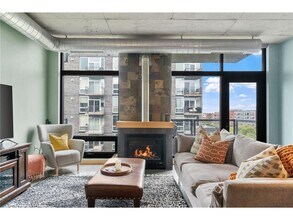 Building Photo - 720 N 4th St