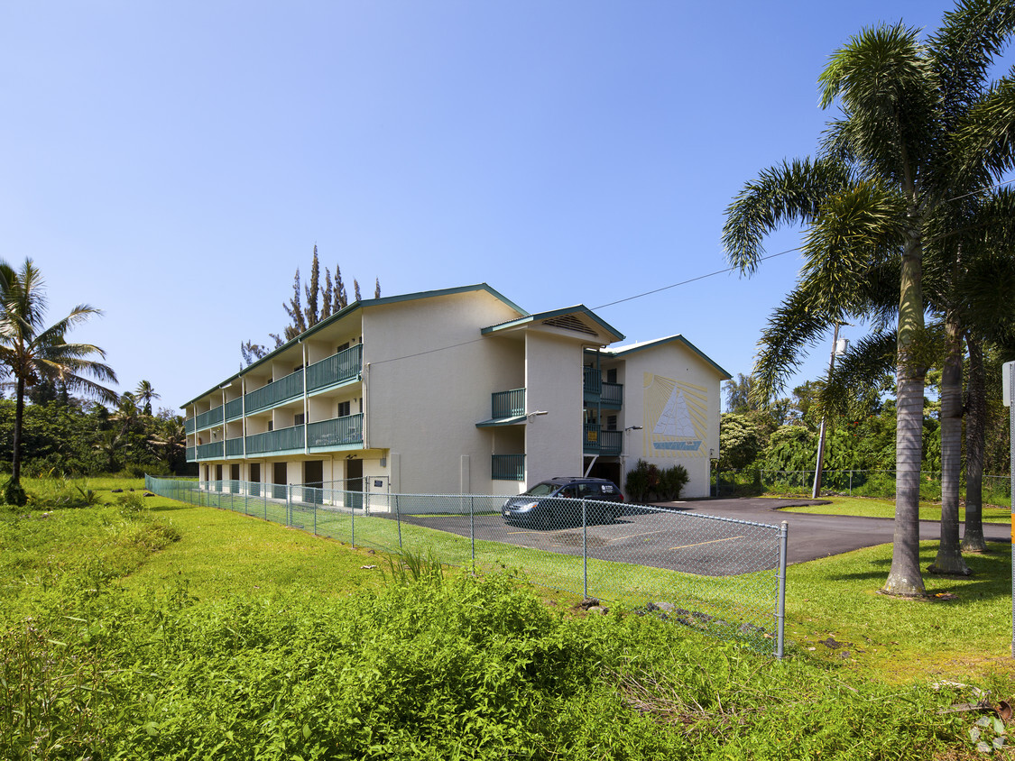 Primary Photo - Alii Kai Apartments