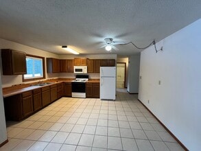 Building Photo - 149515-149515 Wineberry Ln